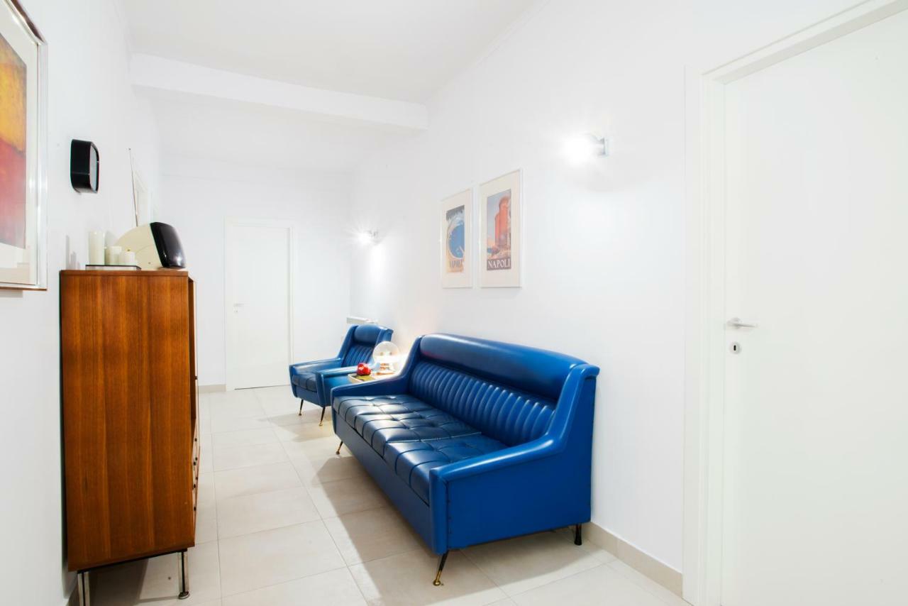 Interno16holidayhome * Napoli